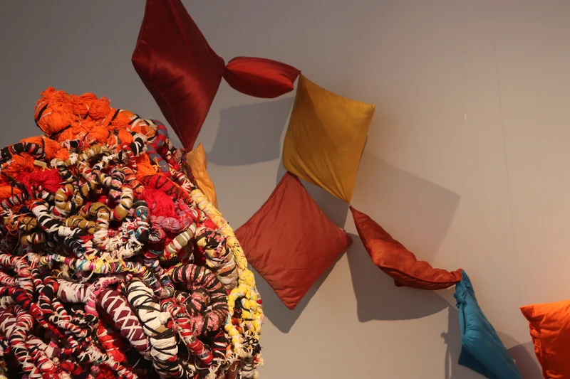 Editions d'art de l'artiste Hyacinthe Ouattara, signées et numérotées sur leurs certificats