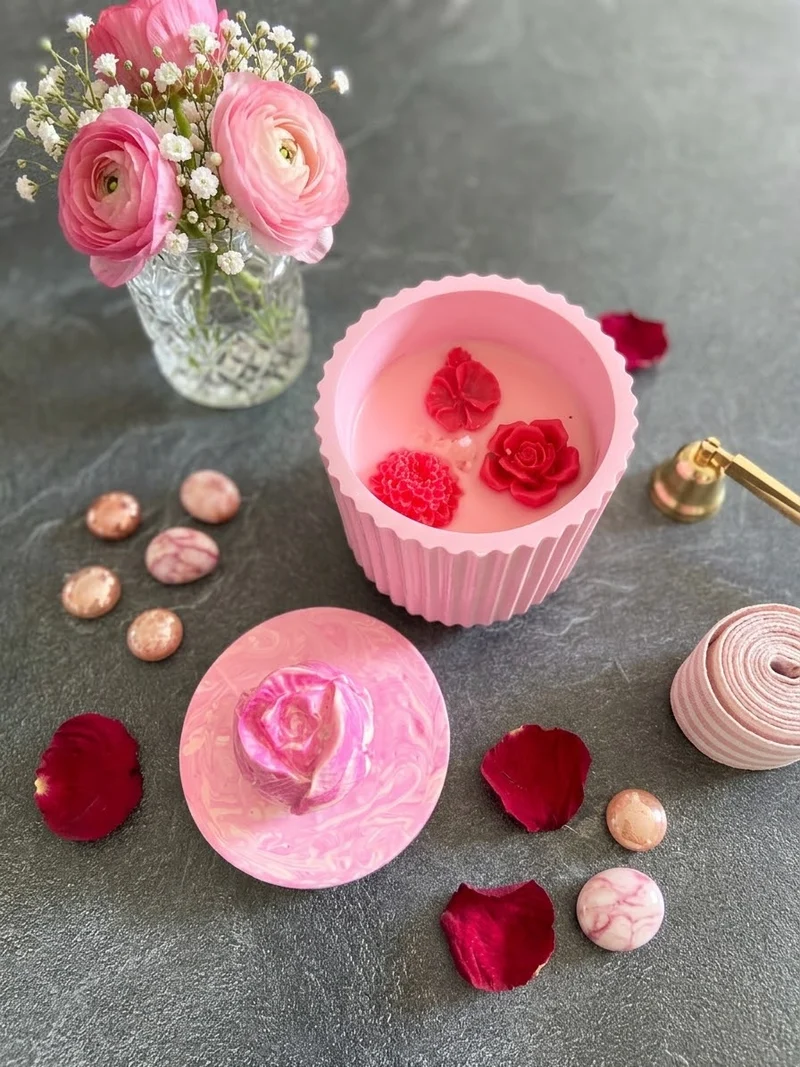 Bougie boite tulipe Jesmonite parfum fruits rouges Bougie végétale Idée cadeau