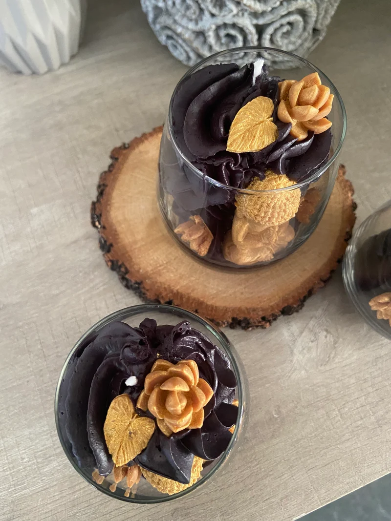 Bougie gourmande Bougie bouddha lotus Bougie bien-être Bougie parfumée Bougie chantilly Bougie artisanale Bougie végétale Idée cadeau