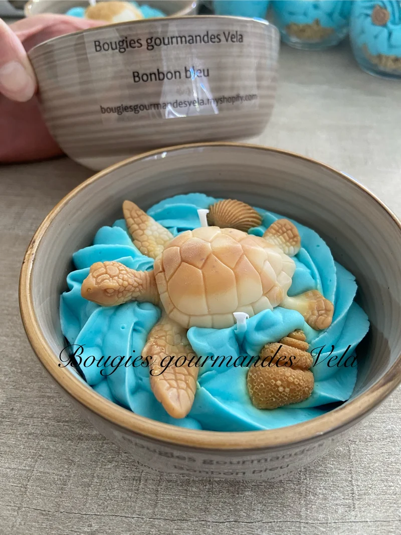 Bougie gourmande tortue Bougie parfumée Bonbon bleu Bougie chantilly Bougie artisanale Bougie végétale Idée cadeau