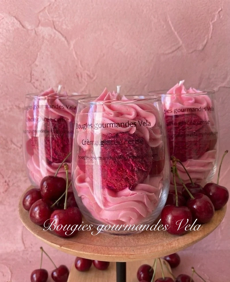 Bougie gourmande parfumée crème glacée cerise Bougie chantilly Bougie artisanale Bougie végétale Idée cadeau