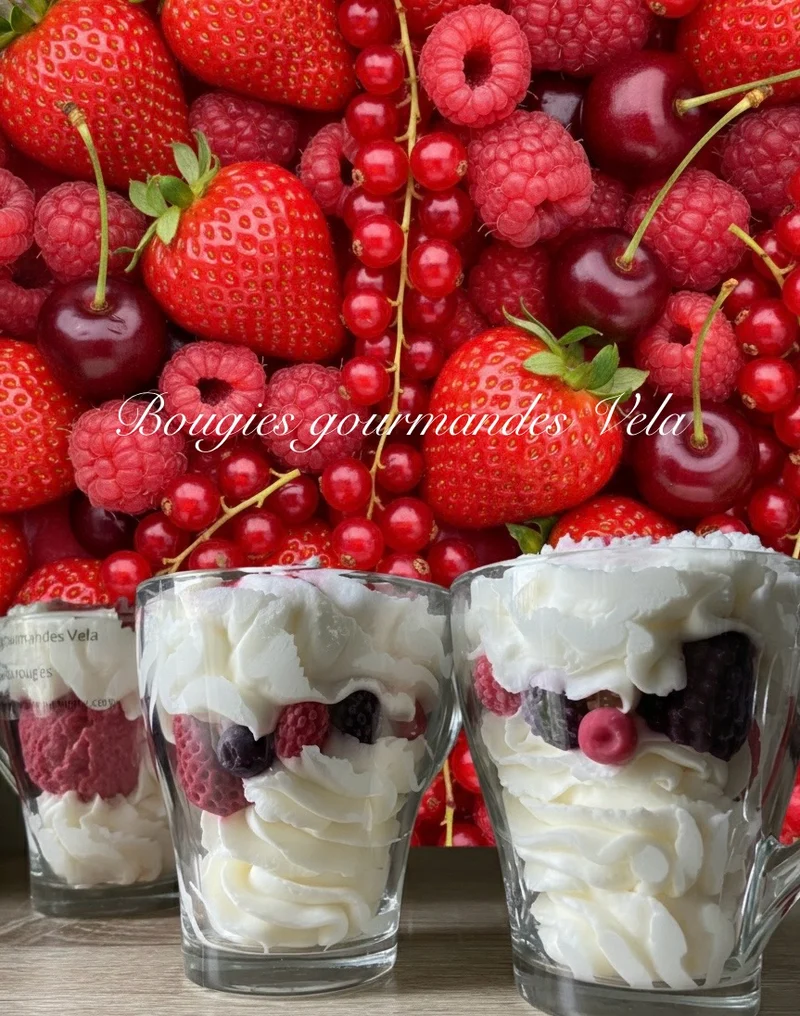 Coffret 2 bougies gourmandes parfum fruits rouges parfum caramel Bougie chantilly Bougie artisanale Bougie végétale Idée cadeau