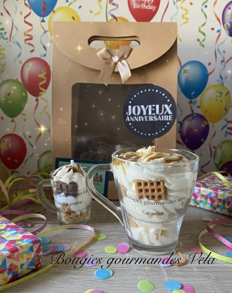 Coffret Joyeux anniversaire 2 bougies gourmandes parfum caramel parfum chocolat praliné Bougie chantilly Bougie artisanale Bougie végétale Idée cadeau