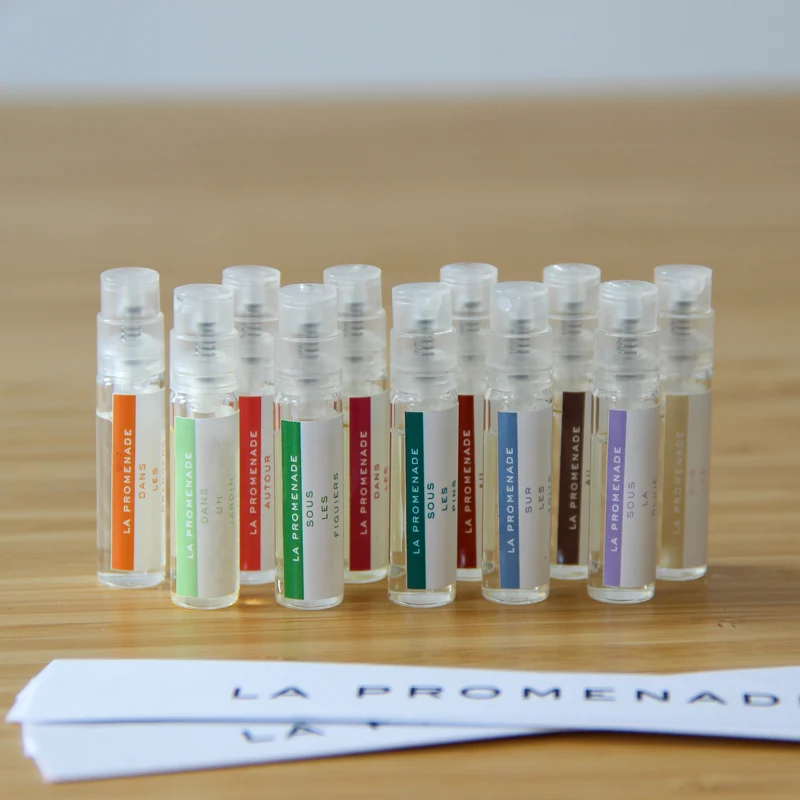 Coffret découverte – 16 échantillons de senteurs 2 mL