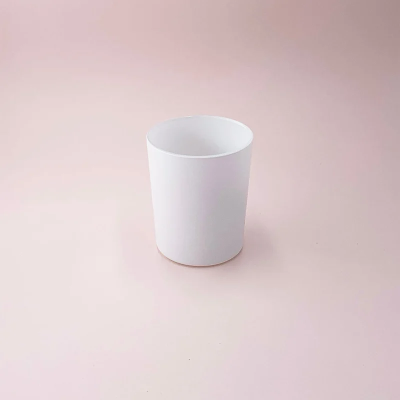 Verre laqué blanc mat 250 ml / bougie 180 g
