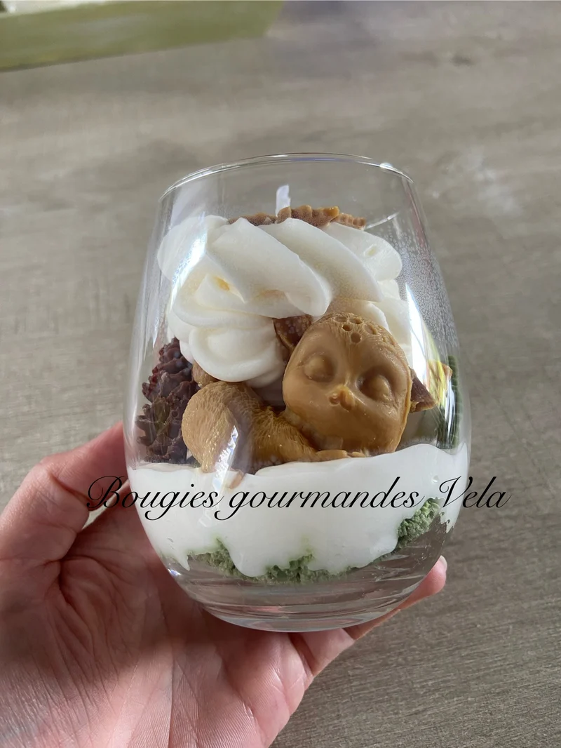 Bougie gourmande Bougie Le faon de la forêt Bougie parfumée Bougie automne Bougie chantilly Bougie artisanale Bougie végétale Idée cadeau