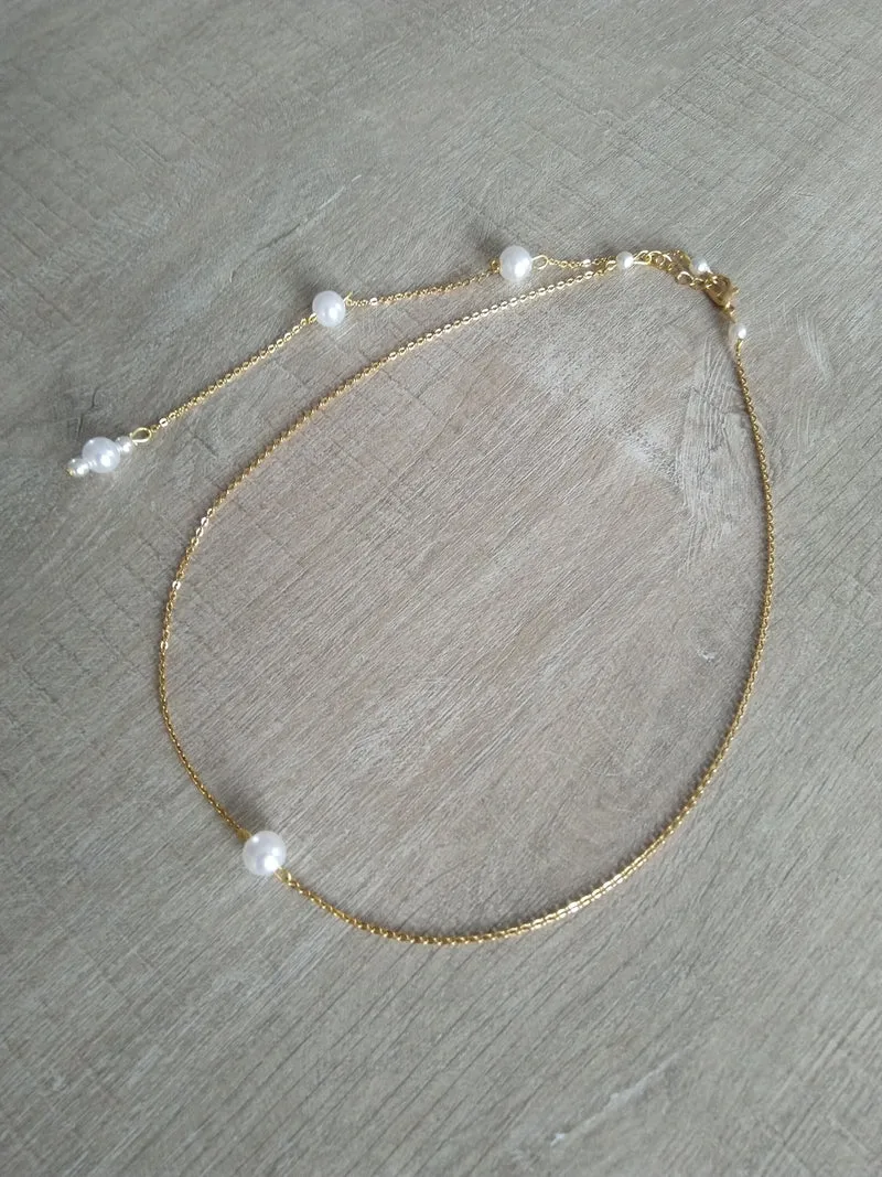 Collier mariee Collier de dos perles nacrées blanches chaine fine dorée Bijoux mariage Bijoux mariee