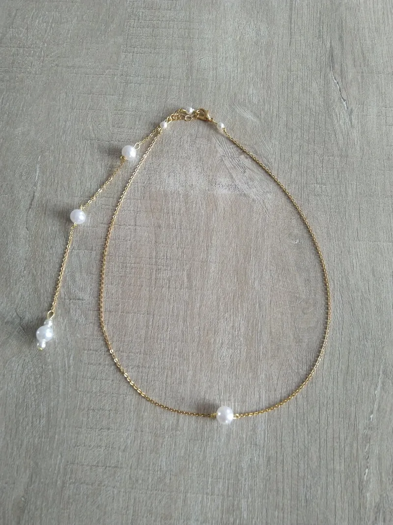 Collier mariee Collier de dos perles nacrées blanches chaine fine dorée Bijoux mariage Bijoux mariee