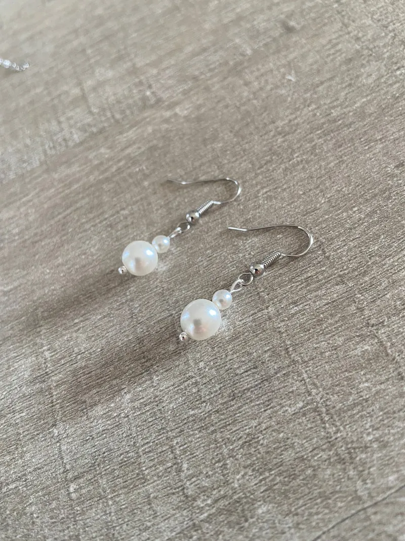 Boucles d’oreilles mariee perles nacrées blanches Bijoux mariage Bijoux mariee