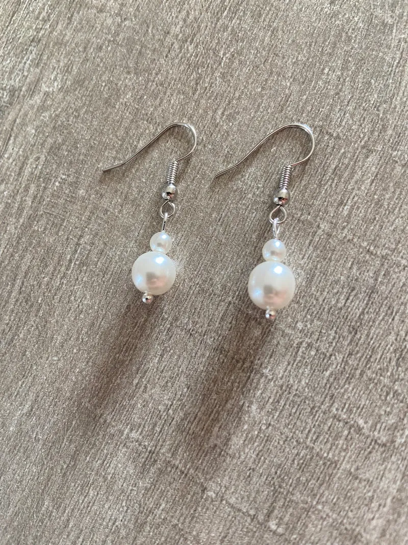 Boucles d’oreilles mariee perles nacrées blanches Bijoux mariage Bijoux mariee