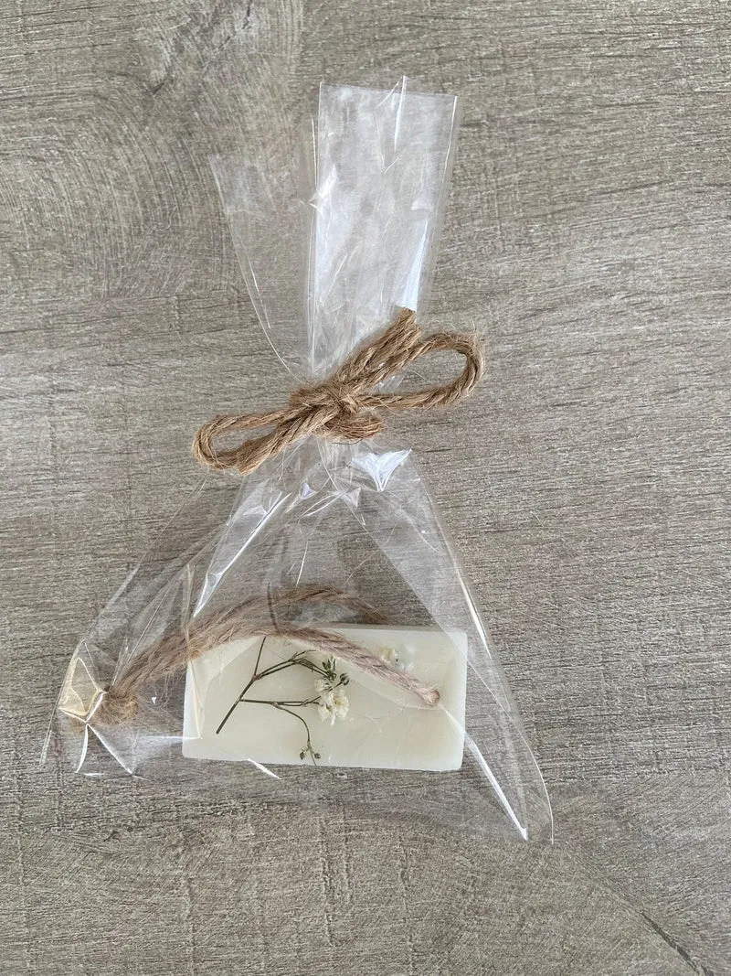 Suspension parfumée fleur de coton Tablette parfumée en cire de soja et parfum de Grasse Idée cadeau invités mariage