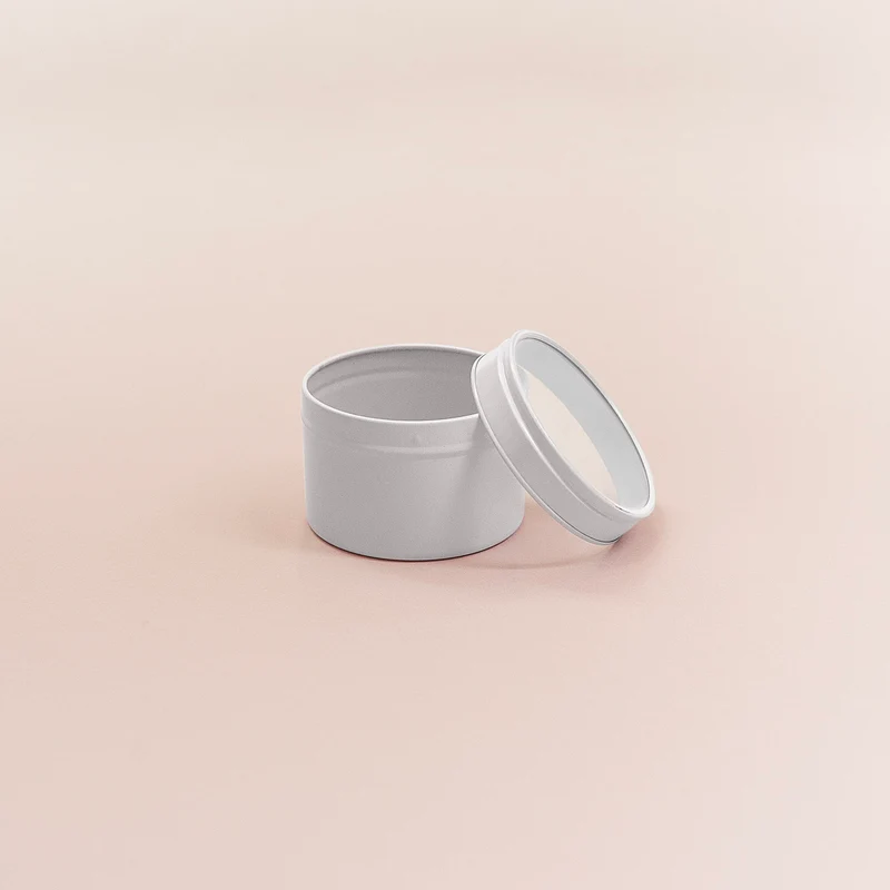Boîte métallique blanche avec couvercle transparent 100 ml