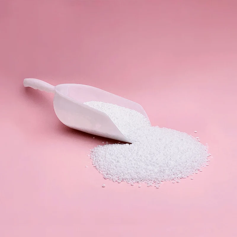 Acide stéarique de colza 4963 en pastilles pour bougies moulées. flottantes et fondants - Effet mat et légèrement marbré