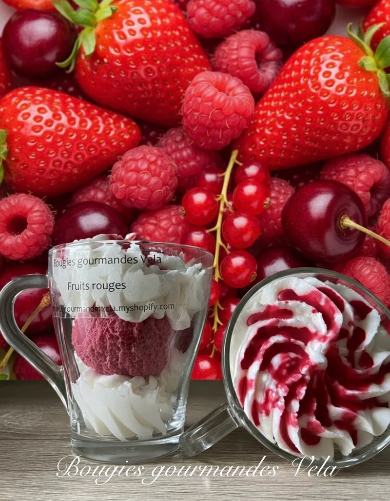Bougie gourmande Bougie parfumée fruits rouges Bougie chantilly Bougie artisanale Bougie végétale Idée cadeau
