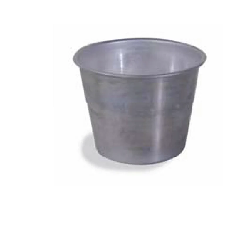 Stampi di alluminio: cono grande (diam. 10 cm - alt. 7,5 cm) , conf . da 5 pz.