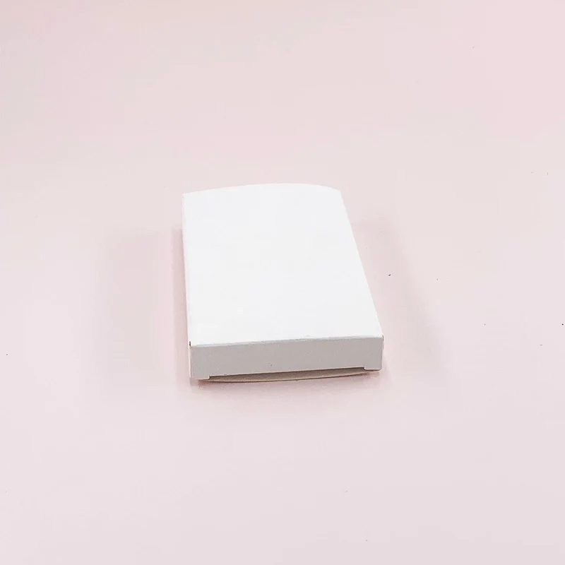 Boîte blanche pour 6 bougies chauffe-plats