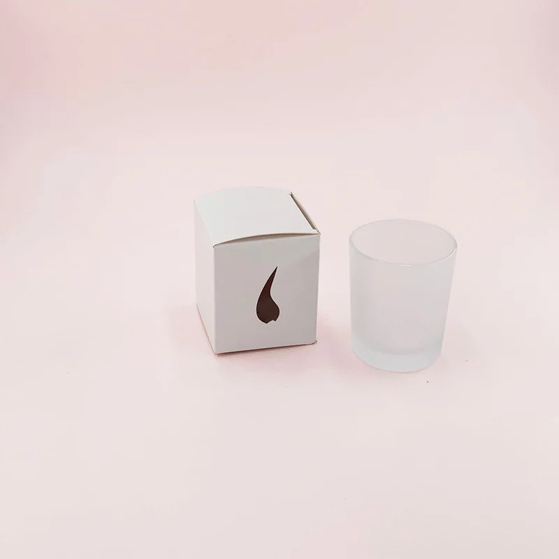 Boîte blanche pour bougies avec découpe flamme (75 g)