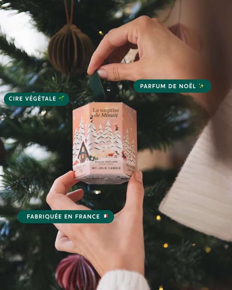 Petite bougie parfumée Sapin Givré