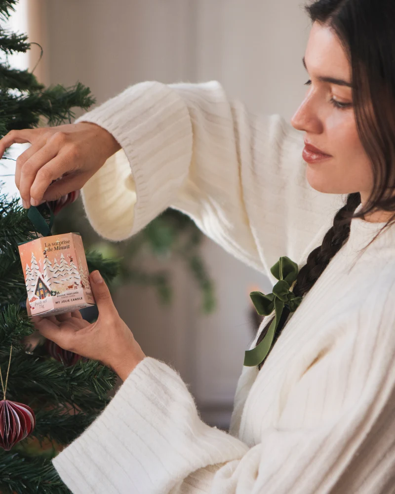 Petite bougie parfumée Sapin Givré