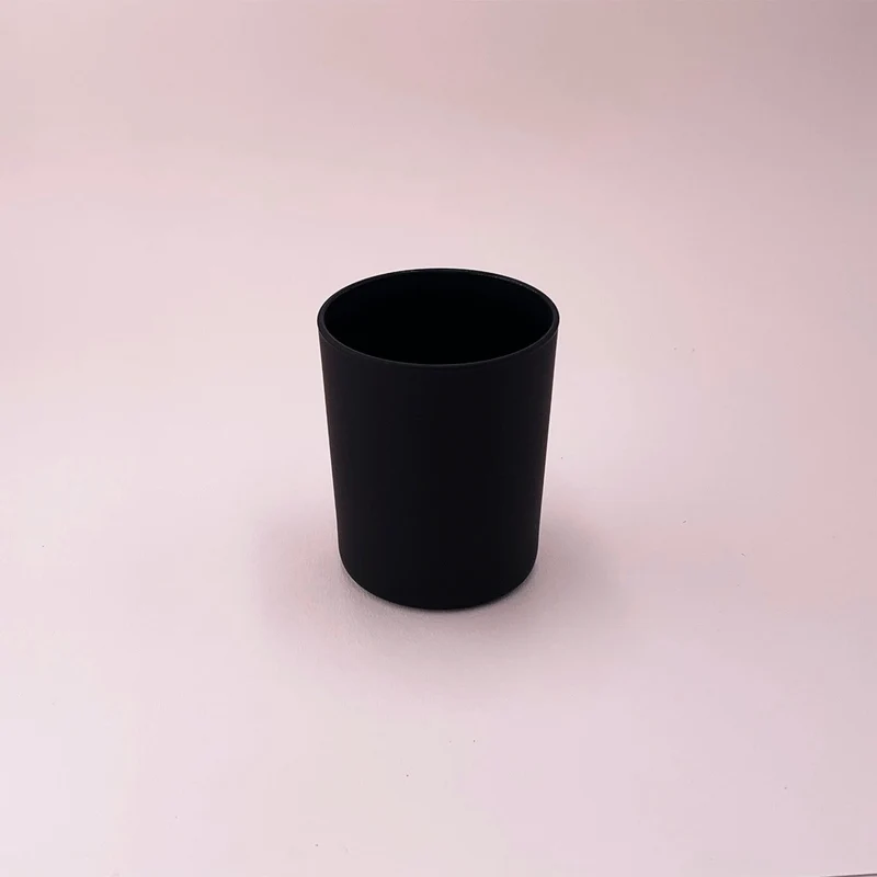 Verre laqué noir mat 250 ml / bougie 180 g
