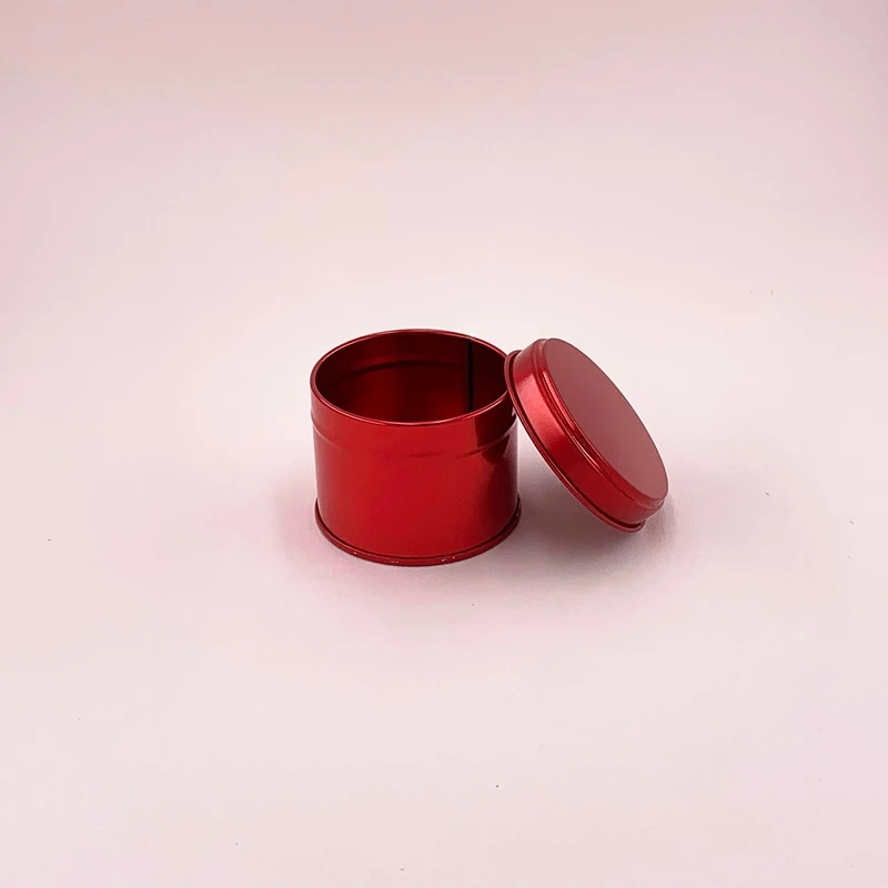 Boîte métallique rouge avec couvercle 100 ml