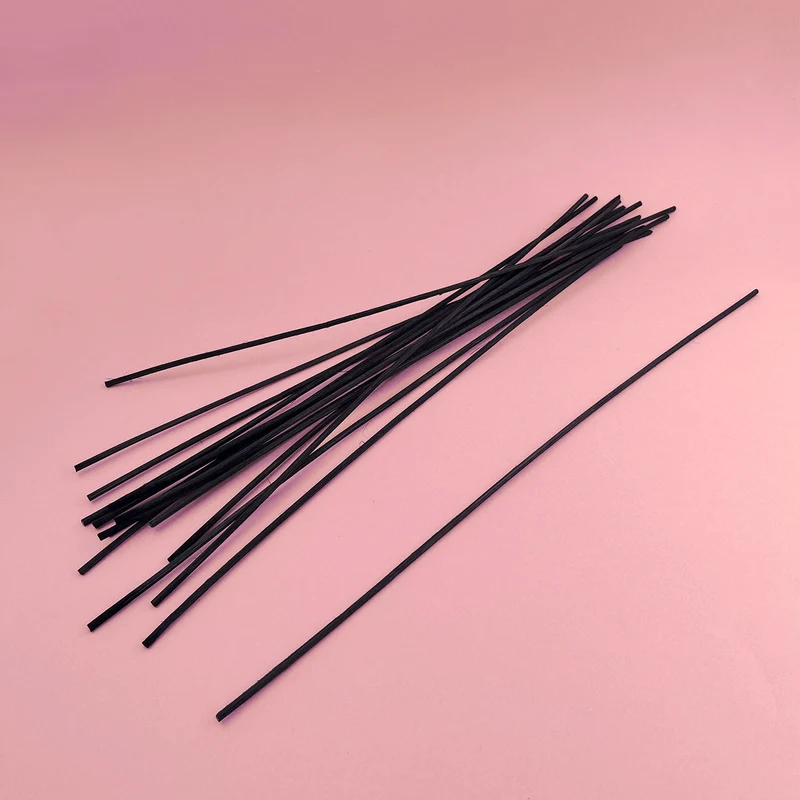 Tiges en rotin noir pour diffuseur de parfum