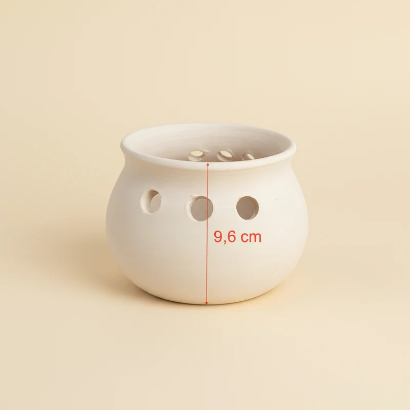 Contenitore in terra cotta per candele con sabbia di cera / candle sand