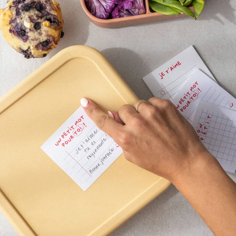 Trio | Post-it — Mots dans les lunchs