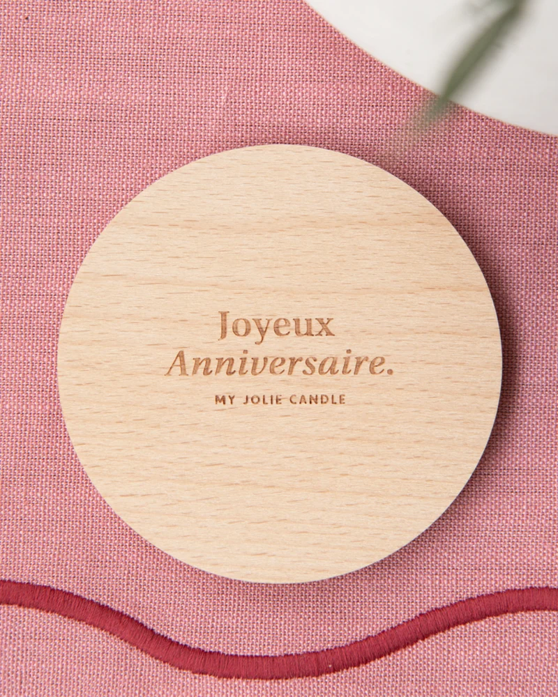 Capot bois • Joyeux Anniversaire