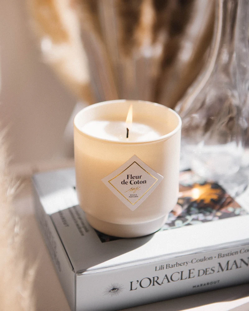 Bougie bijou surprise Fleur de Coton
