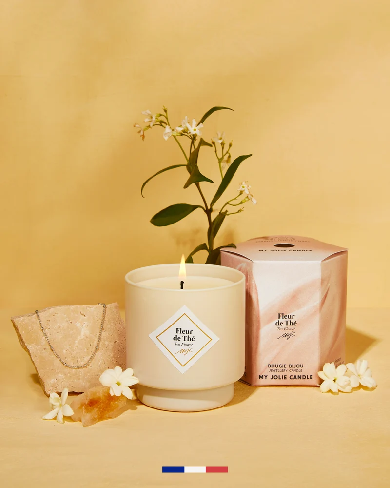 Bougie bijou surprise Fleur de Thé