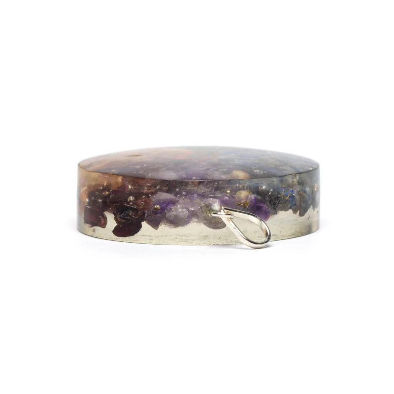 Orgoniet hanger Chakra rond