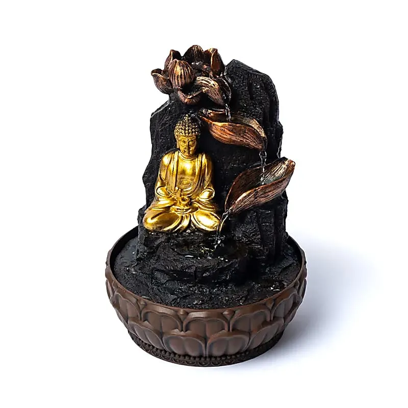 Mediterende boeddha met lotus waterfontein
