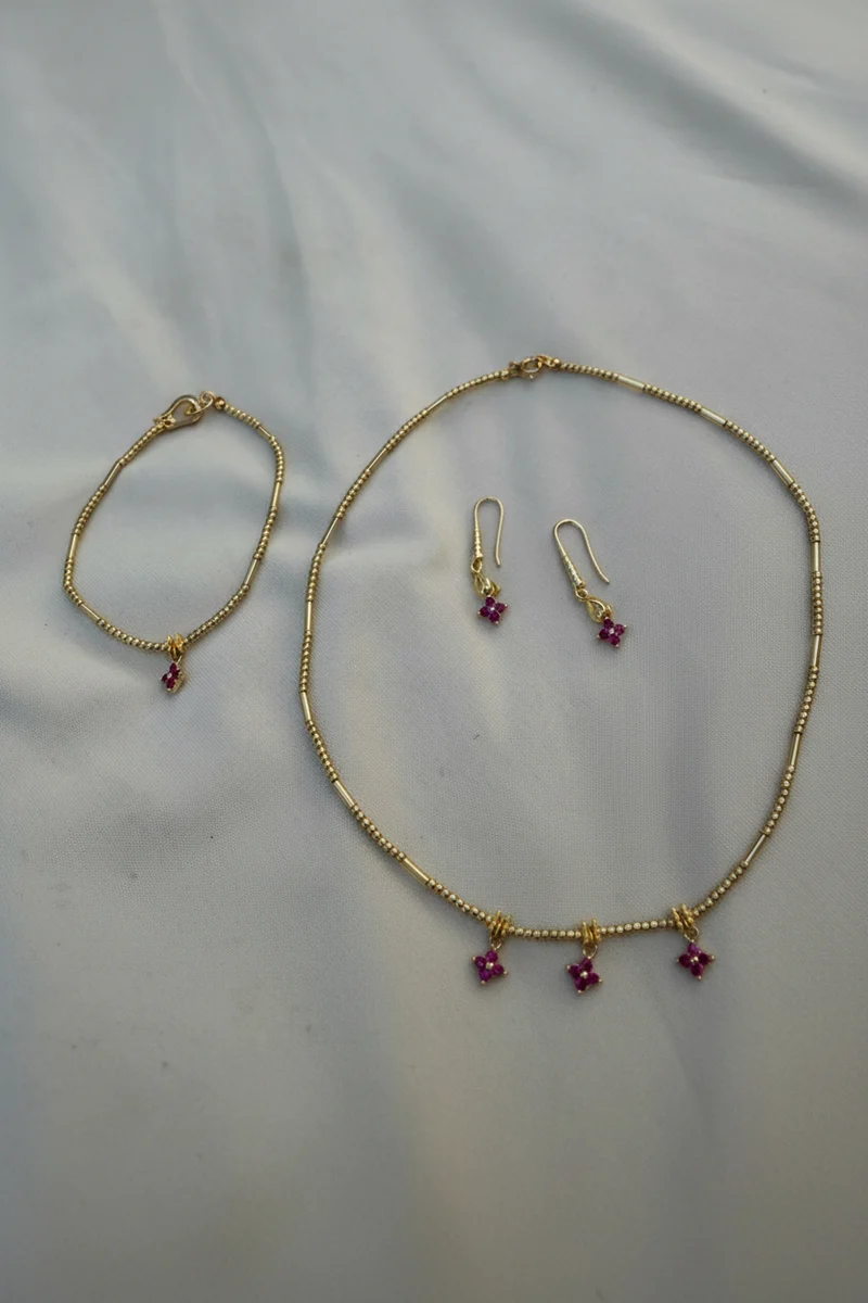 Parure « fuschia »