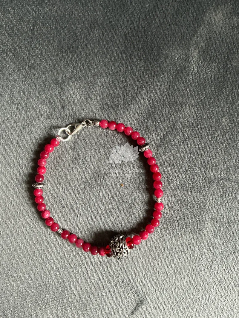 Bracelet en jade rouge, breloque