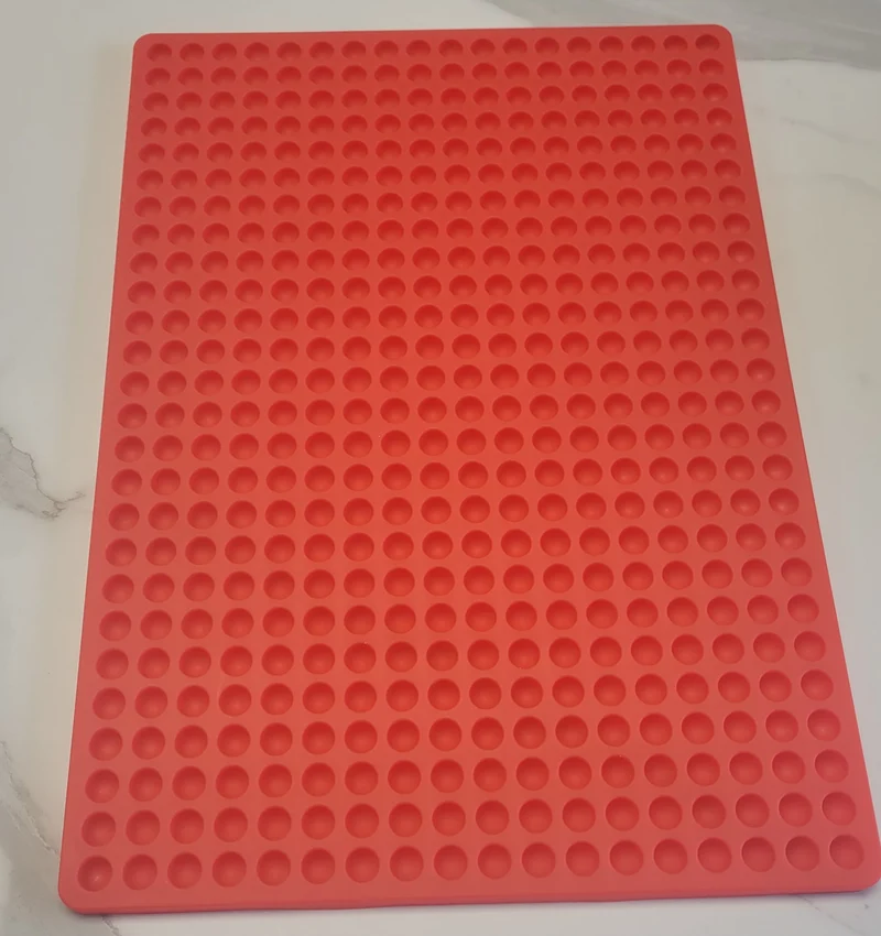 Silicone Mold, 468 Cavity (Soap or Candle Dots)