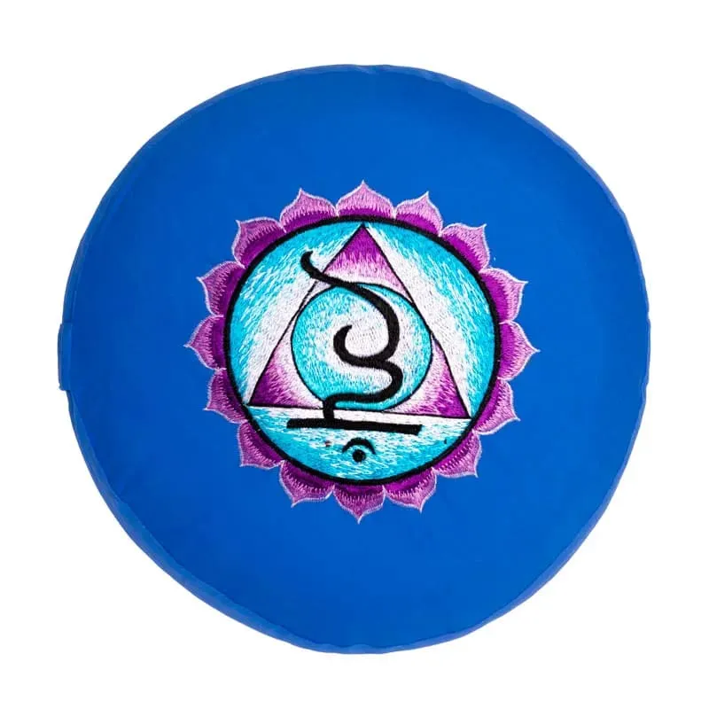 Meditatiekussen 5e chakra geborduurd