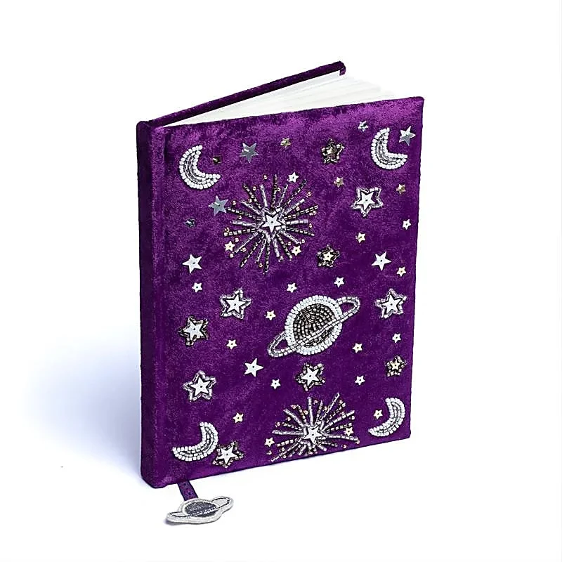 Notitieboek fluweel paars met galaxy