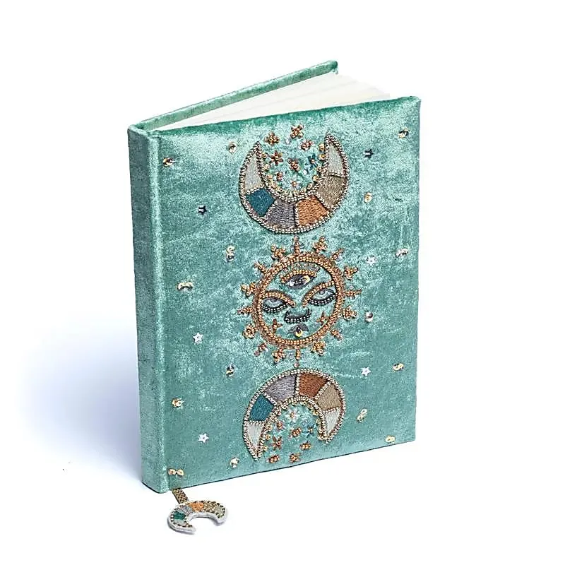 Notitieboek fluweel mint met maanfasen