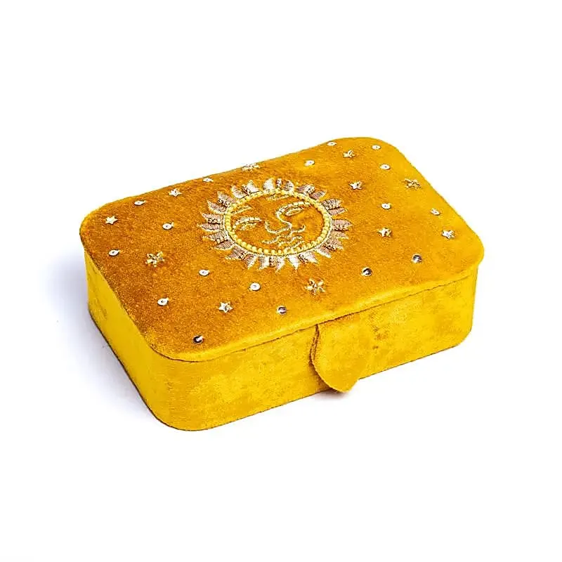 Sieraden / tarotdoos fluweel geel met zon