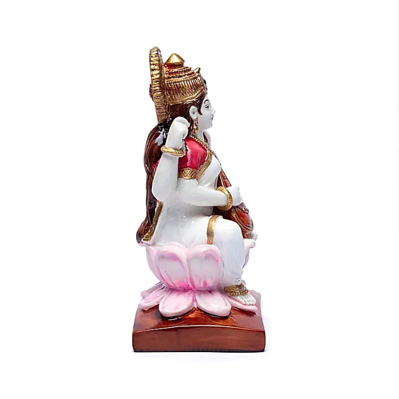 Saraswati met sitar