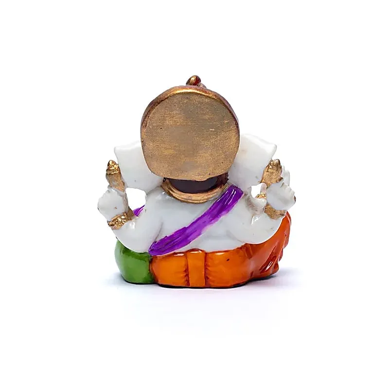Ganesha met attributen