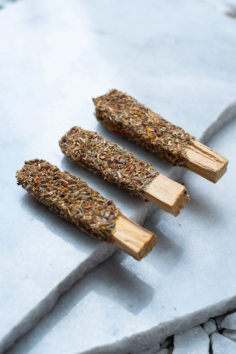Sagrada Madre Palo Santo stokje met kruiden