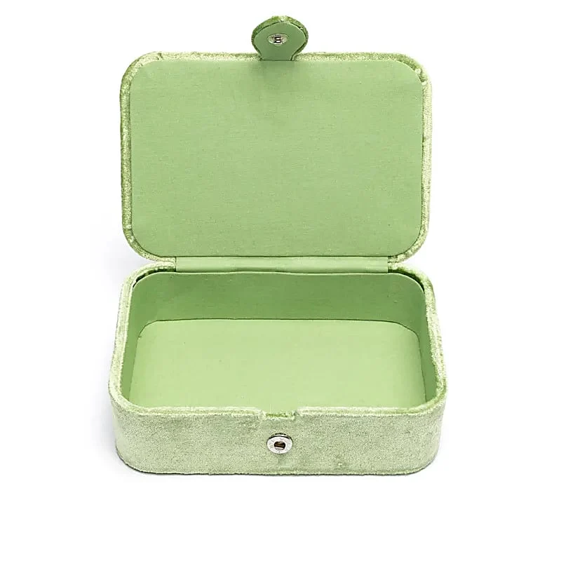 Sieraden / tarotdoos fluweel groen met klavertje vier