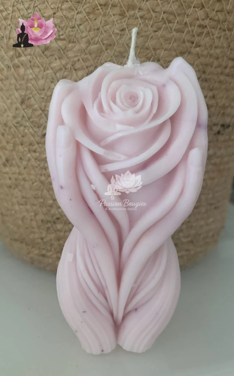Bougie femme fleur