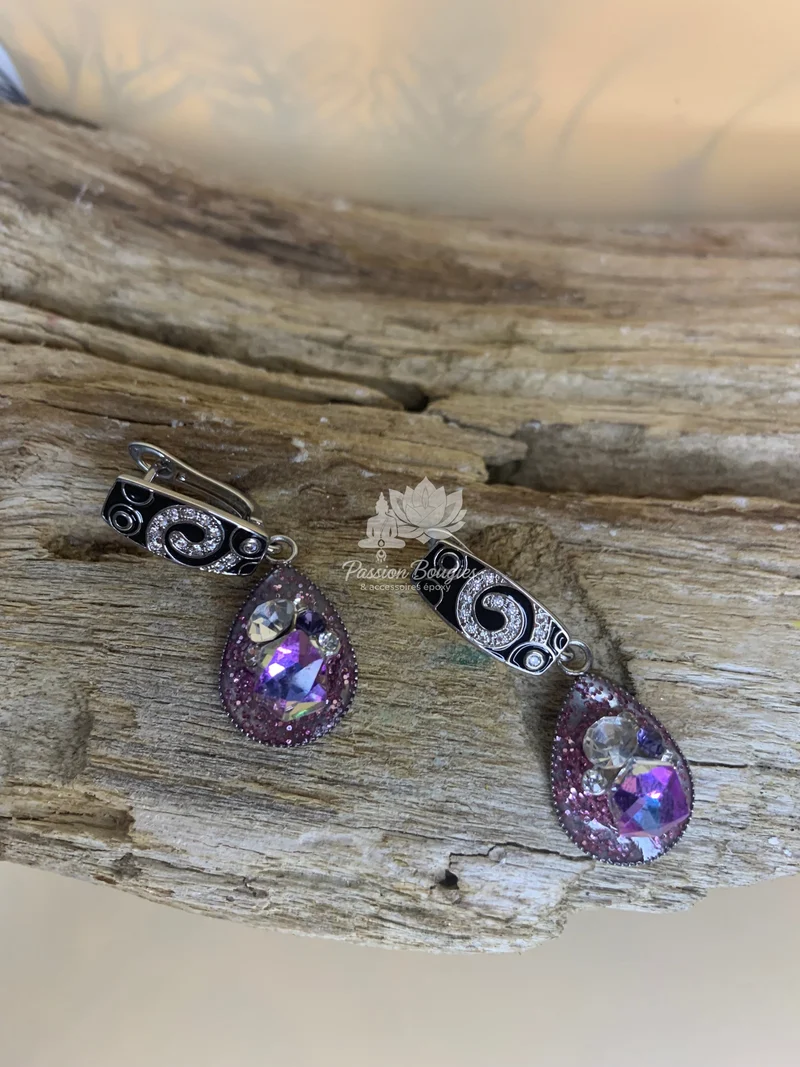 Boucles d’oreilles pailleté rosé pierres cristal