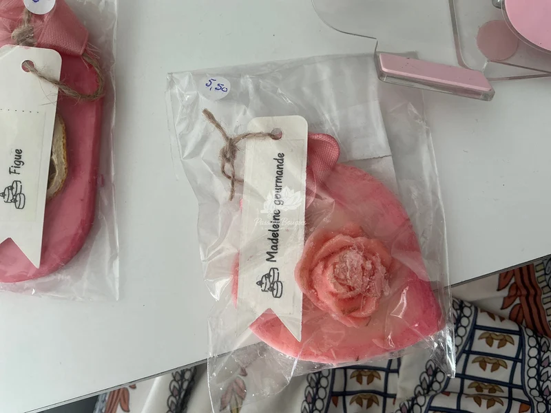 Fondant parfumé à accrocher - boutique PLURIELLE83