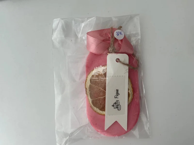Fondant parfumé à accrocher - boutique PLURIELLE83
