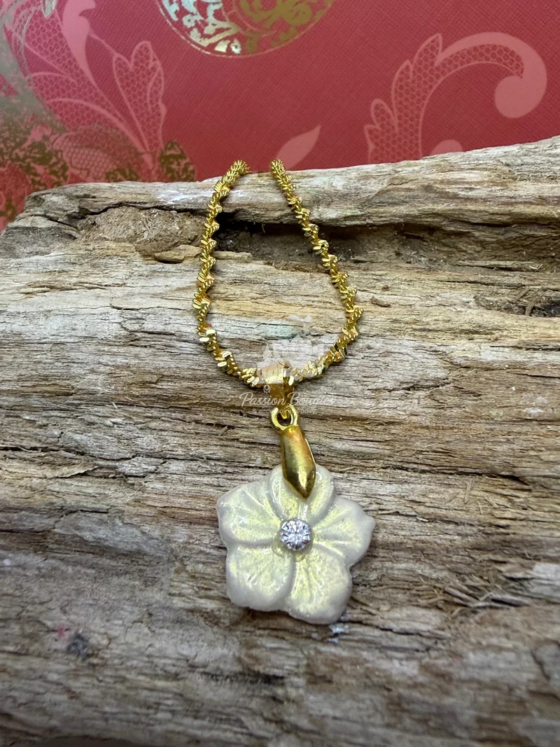 Parure «fleur »