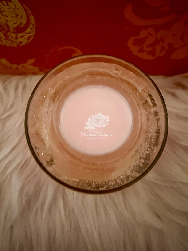 Bougie pailletée « la rose » gelée cristal